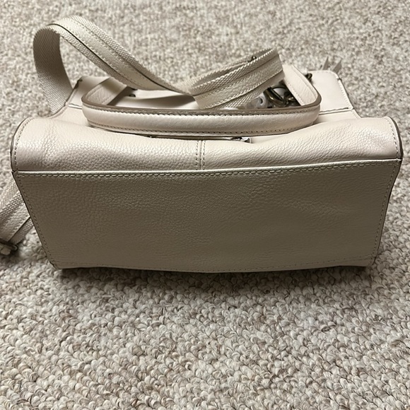 The SAK Alameda Leather convertible tote bag (pu1300 - Picture 5 of 5